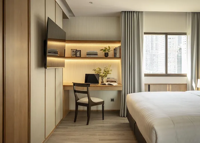 Hotel Bliston Suwan Park View